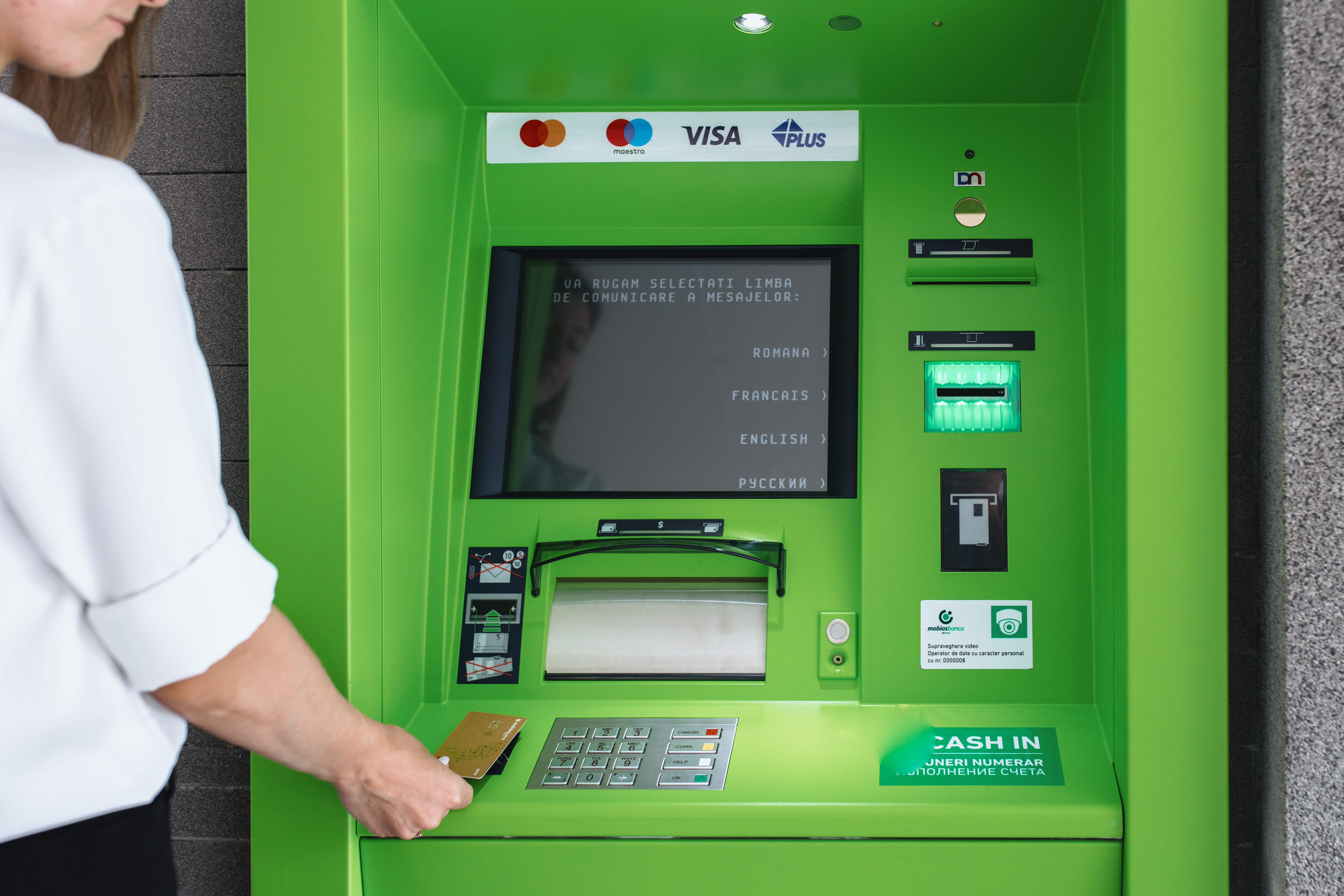 OTP Bank face tranziția către o generație nouă de ATM-uri
